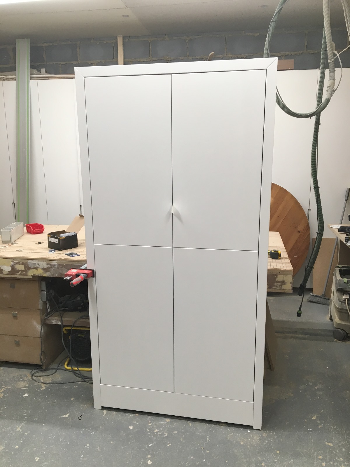 London Furniture - Cabinets 2.1